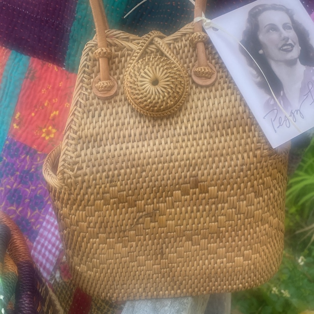 Peggy Fisher Sm Sassy Bag woven🌺NWTs